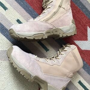 WSAT mens size 7 boots, like new,ladies sz 9